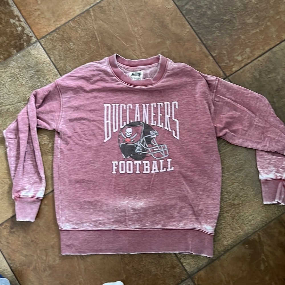 Vintage buccaneers sweatshirt